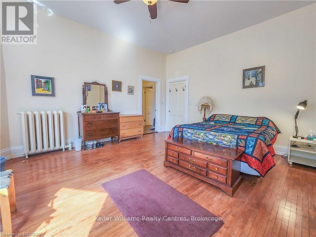 900 2Nd Avenue W, Owen Sound, ON