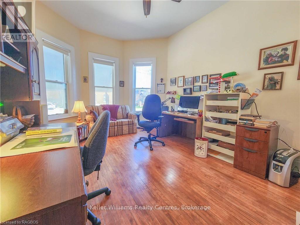 900 2Nd Avenue W, Owen Sound, ON