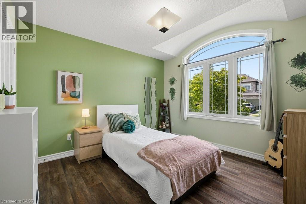 366 Townsend Drive, Breslau, ON - Indoor Photo Showing Bedroom