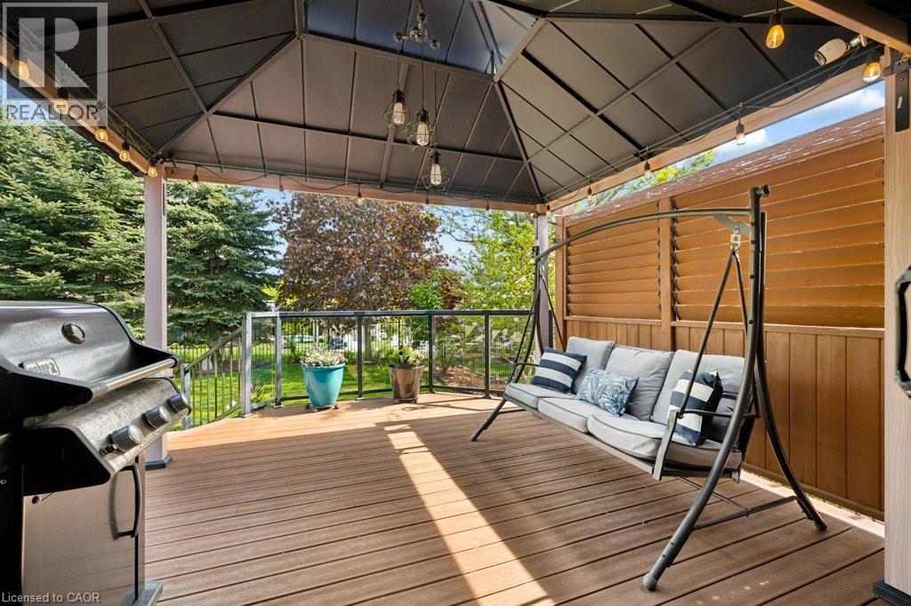366 Townsend Drive, Breslau, ON - Outdoor With Deck Patio Veranda With Exterior