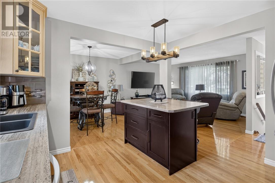 1161 Pine St, Hanmer, ON - Indoor Photo Showing Kitchen With Double Sink