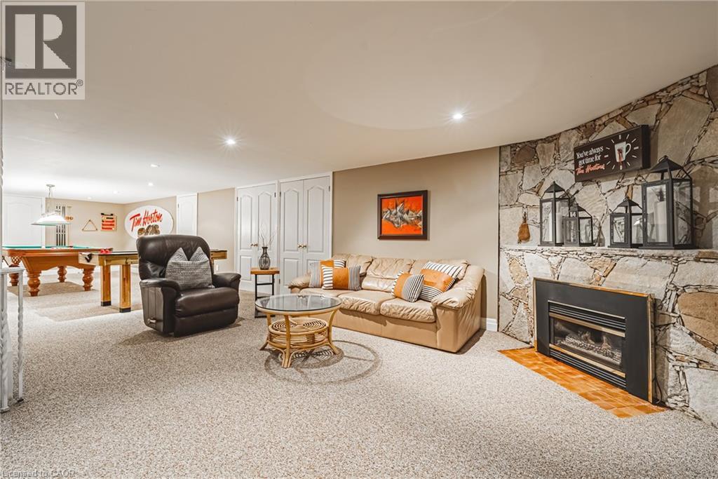 7 Colonial Crescent, Oakville, ON - Indoor With Fireplace