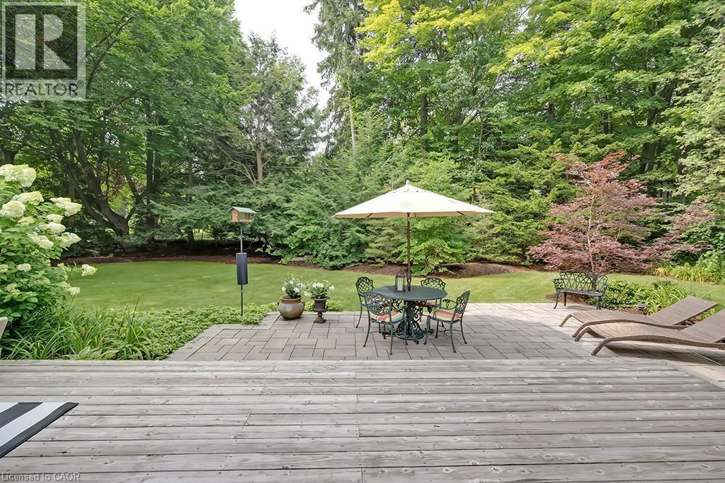 7 Colonial Crescent, Oakville, ON - Outdoor With Deck Patio Veranda