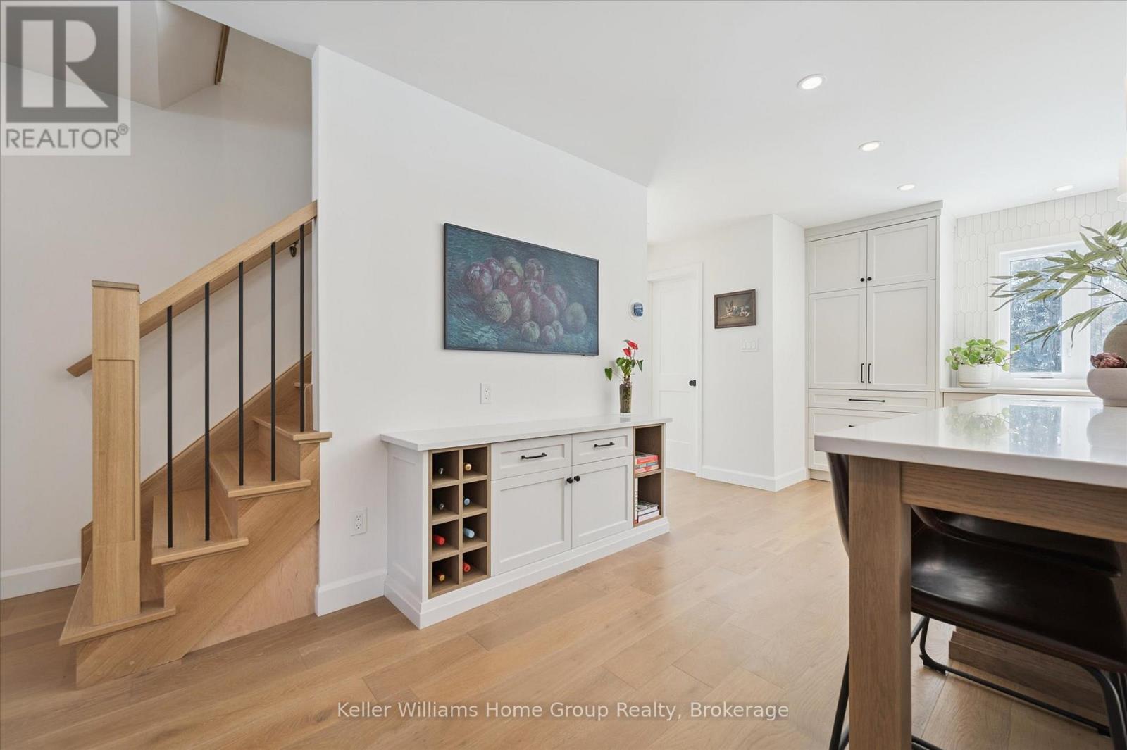 6794 Sixth Line, Centre Wellington, ON - Indoor Photo Showing Other Room
