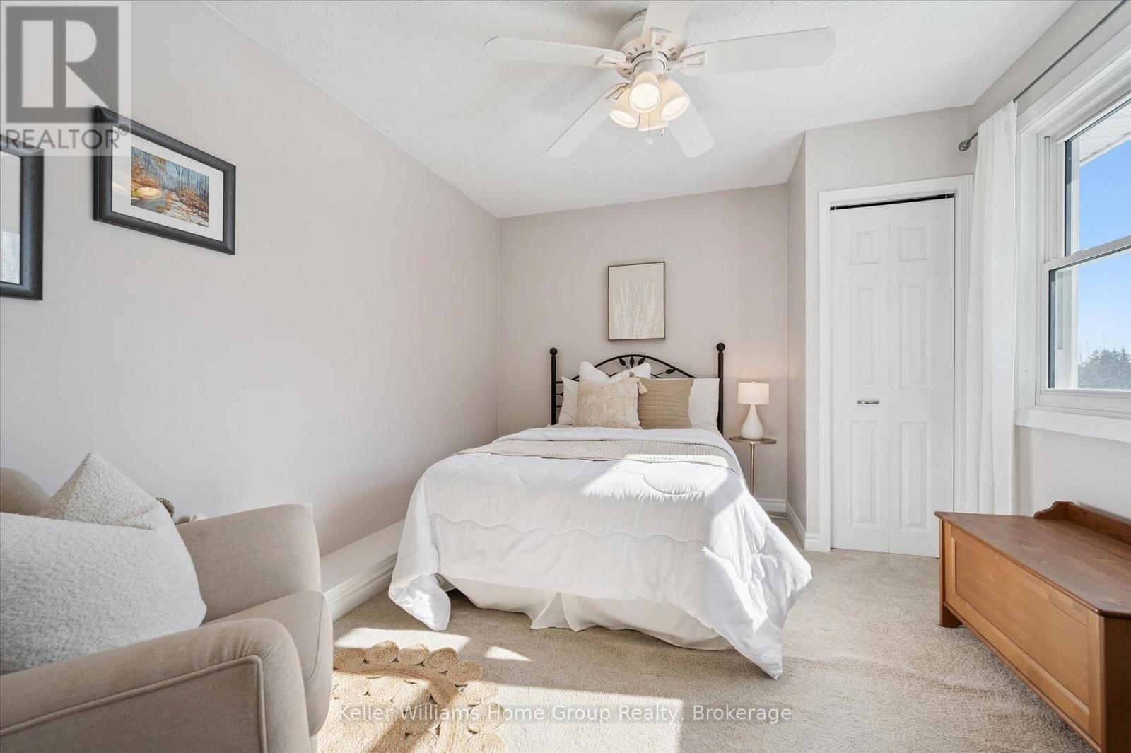 6794 Sixth Line, Centre Wellington, ON - Indoor Photo Showing Bedroom