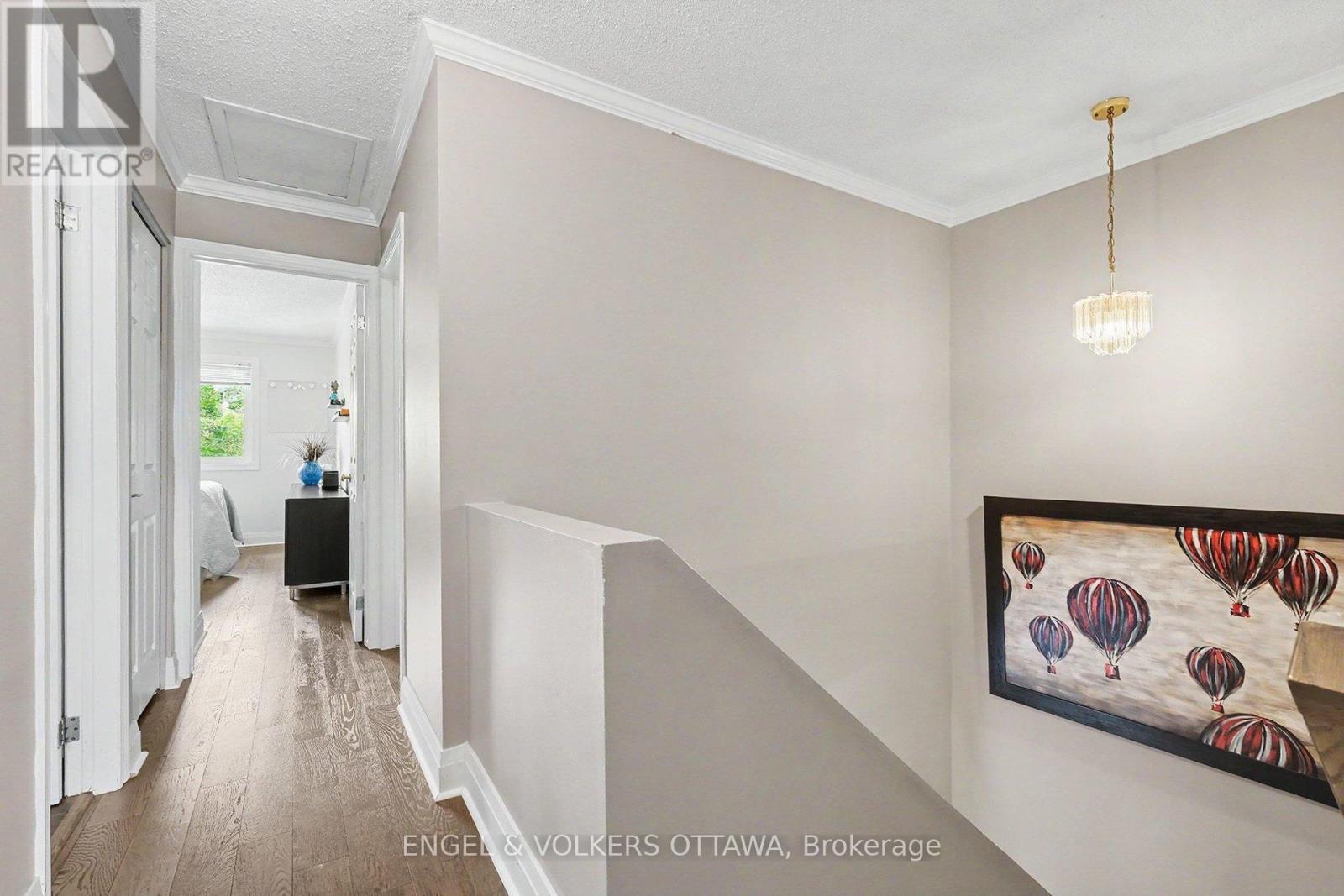 37 Gentle Gate Crescent, Ottawa, ON - Indoor Photo Showing Other Room