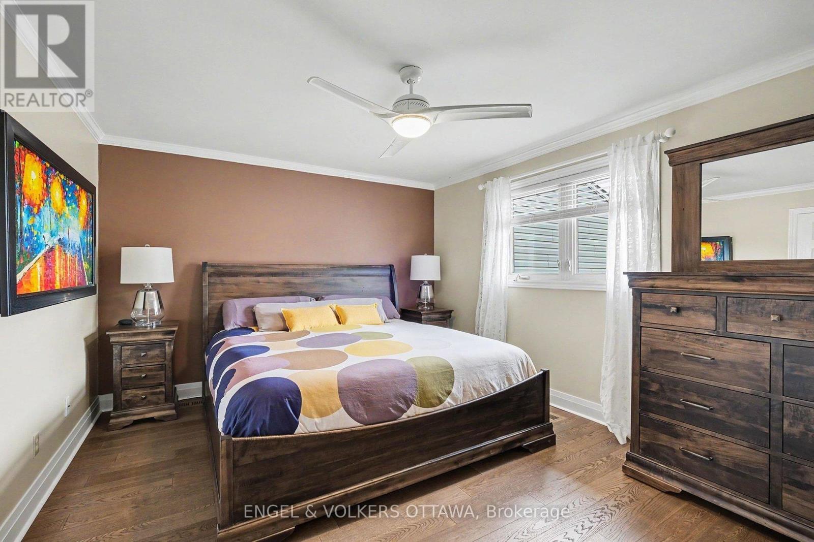 37 Gentle Gate Crescent, Ottawa, ON - Indoor Photo Showing Bedroom