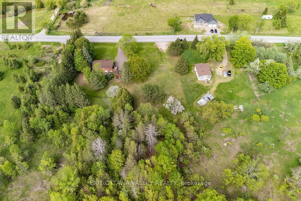 00 Mineview Road, Whitewater Region, ON