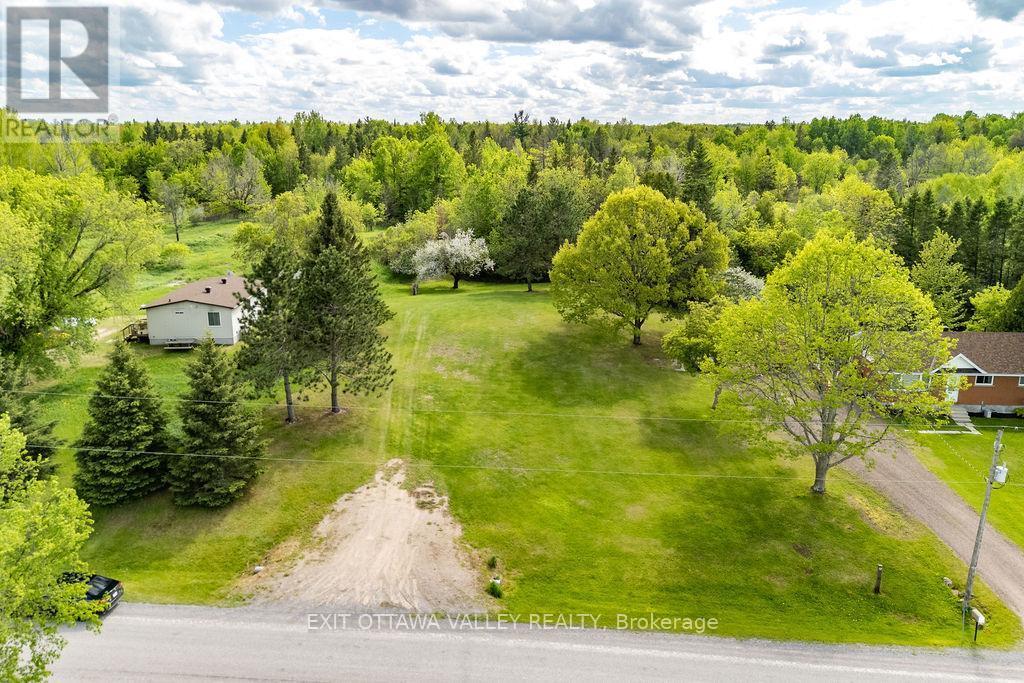 00 Mineview Road, Whitewater Region, ON