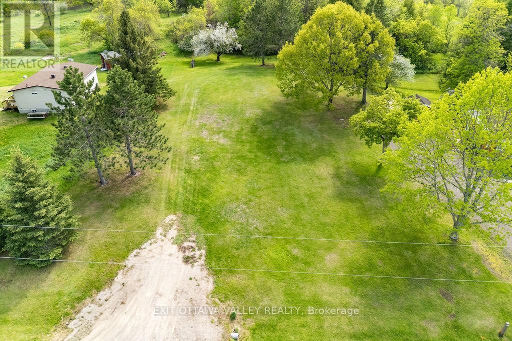 00 Mineview Road, Whitewater Region, ON