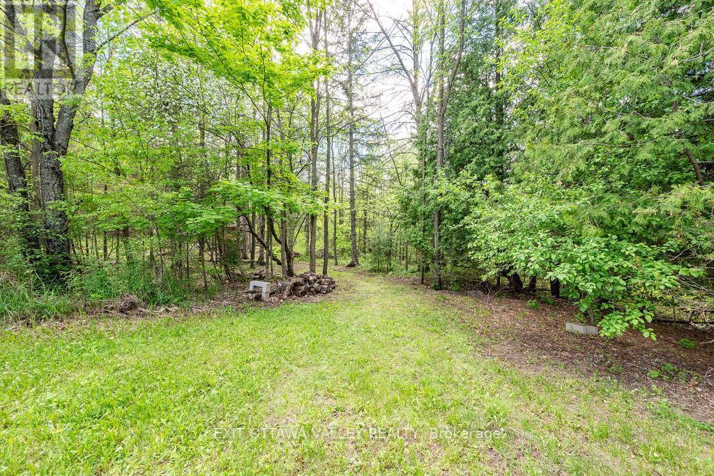 00 Mineview Road, Whitewater Region, ON