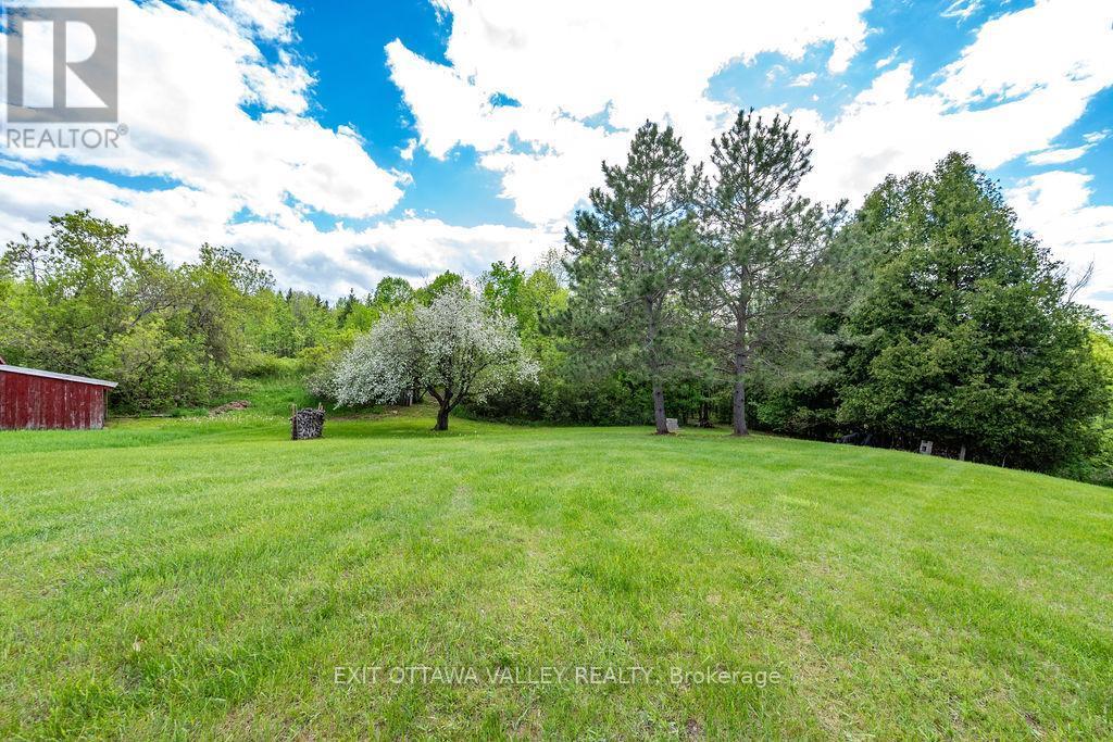 00 Mineview Road, Whitewater Region, ON
