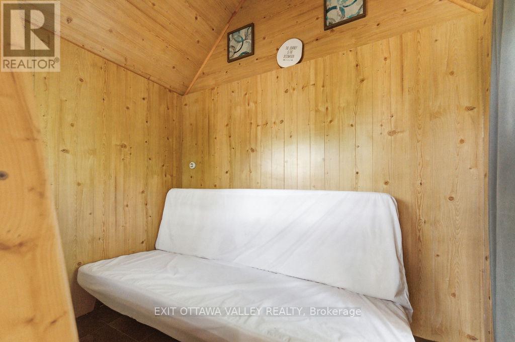 00 Mineview Road, Whitewater Region, ON