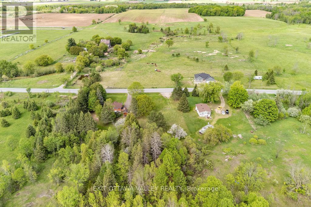 00 Mineview Road, Whitewater Region, ON