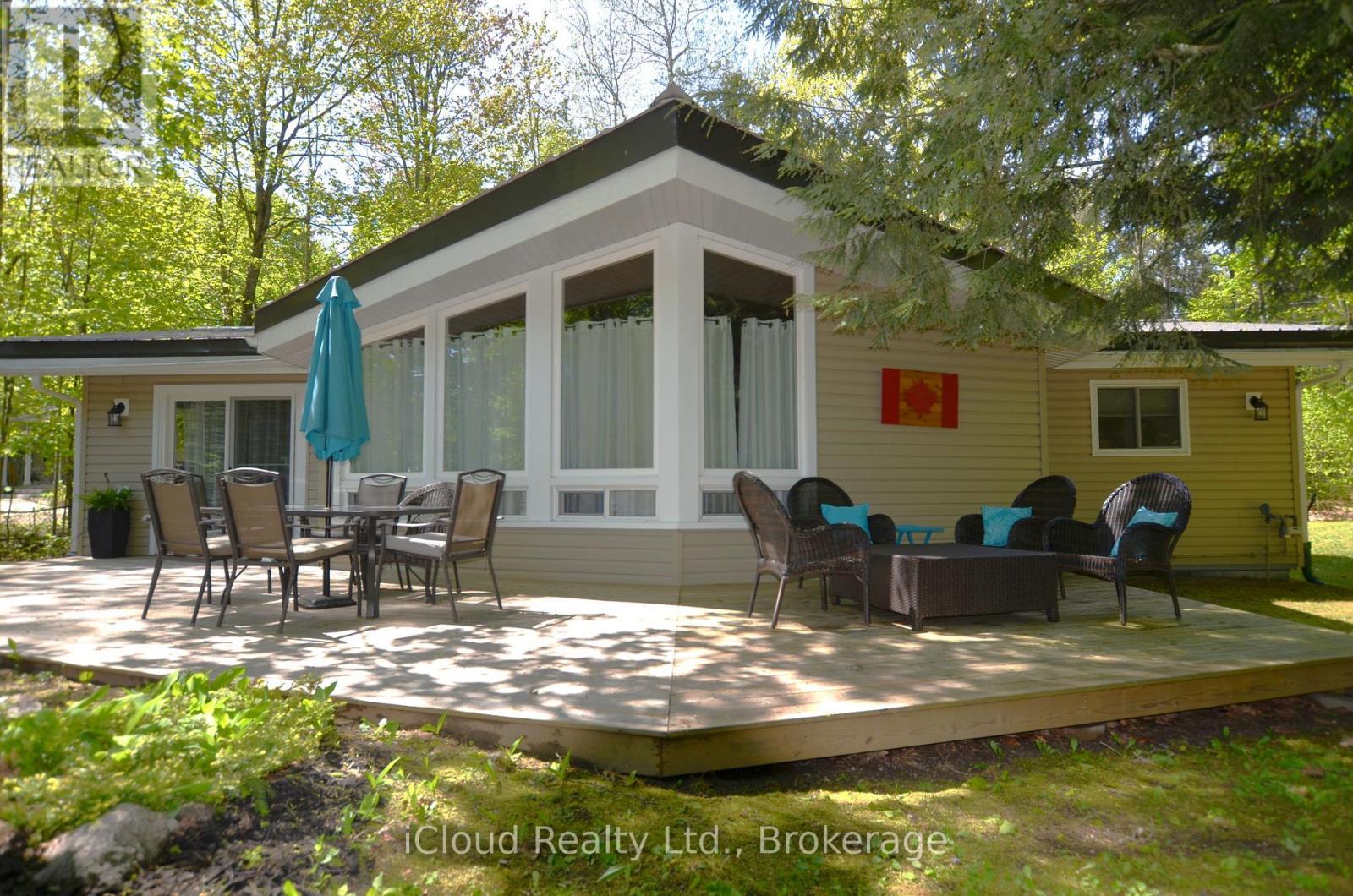 20 Roberval Circle, Tiny, ON - Outdoor With Deck Patio Veranda