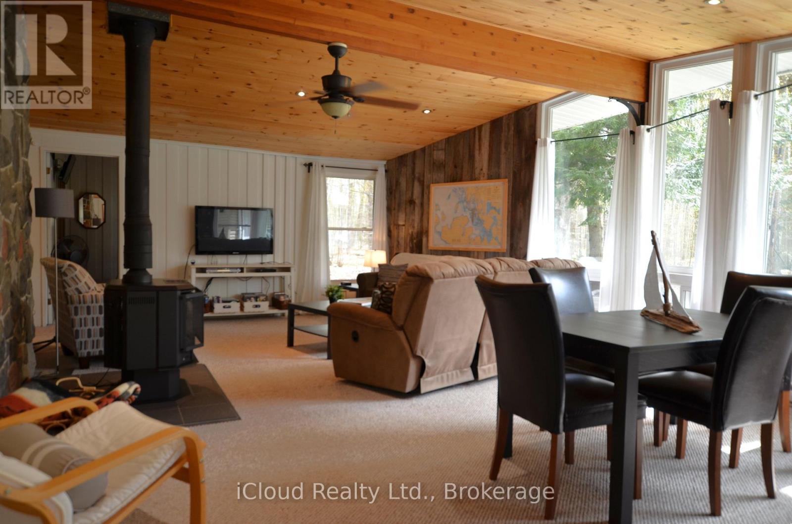 20 Roberval Circle, Tiny, ON - Indoor
