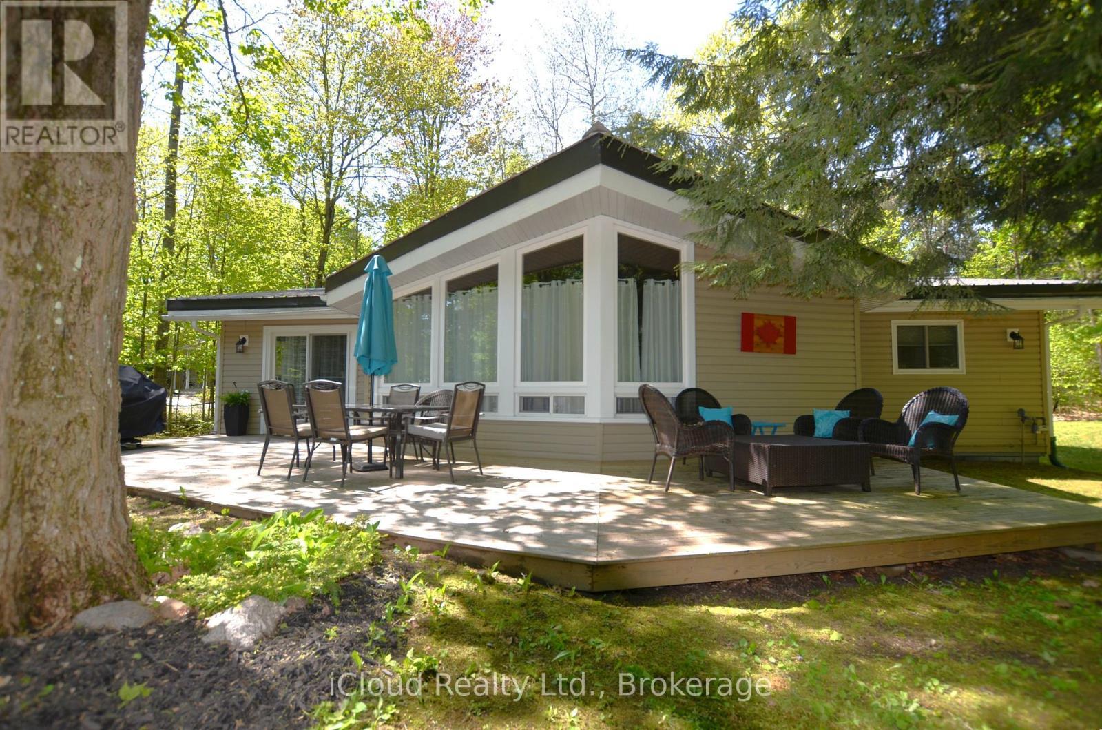 20 Roberval Circle, Tiny, ON - Outdoor With Deck Patio Veranda