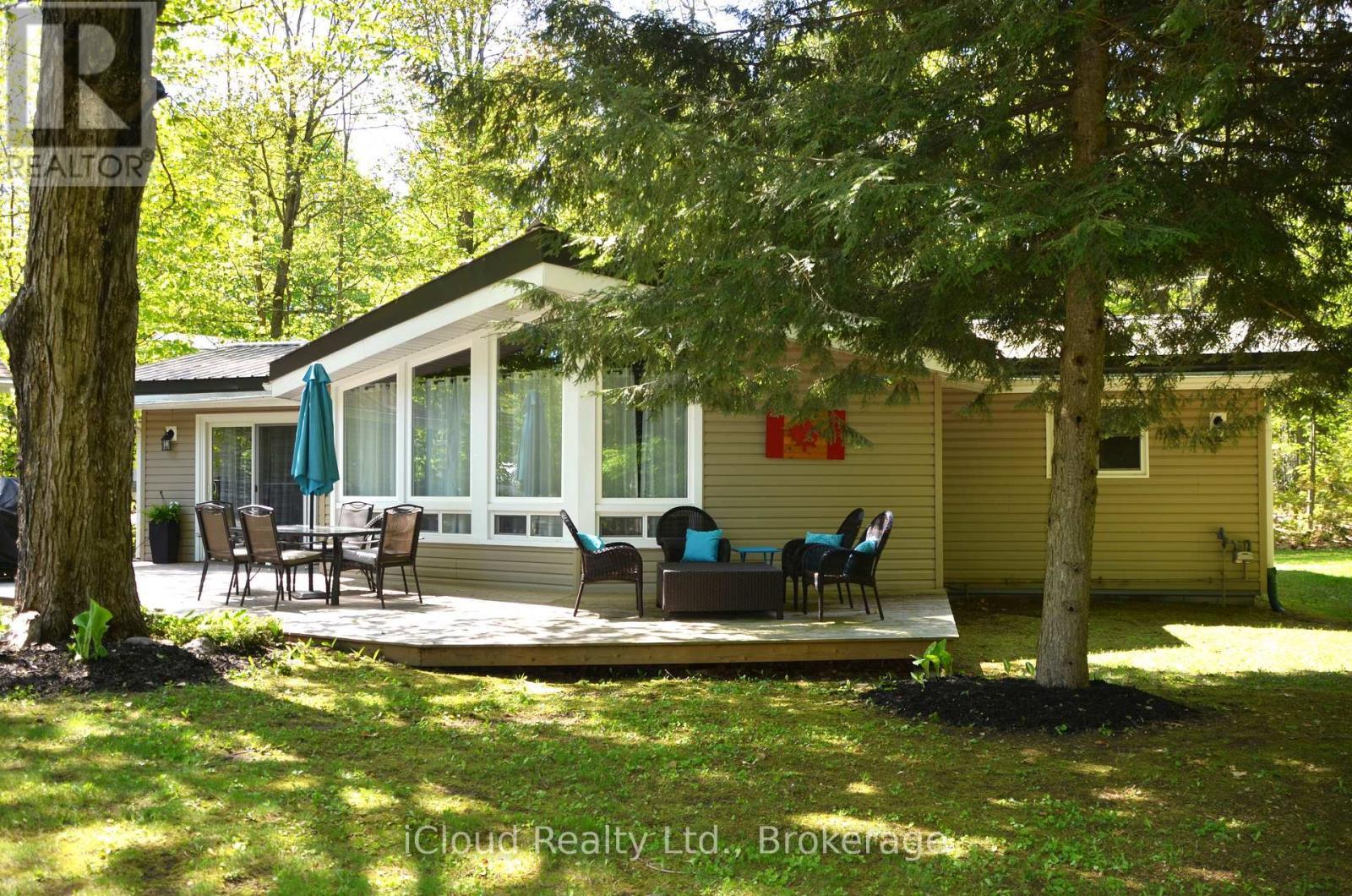 20 Roberval Circle, Tiny, ON - Outdoor With Deck Patio Veranda