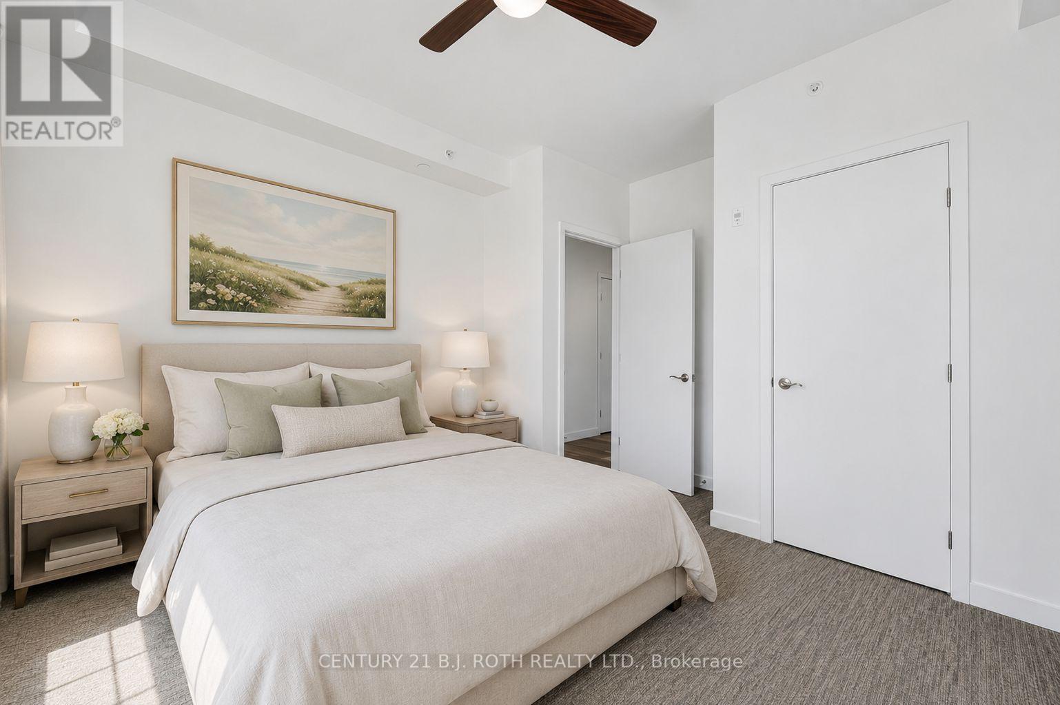 310 - 40 Horseshoe Boulevard, Oro-Medonte, ON - Indoor Photo Showing Bedroom
