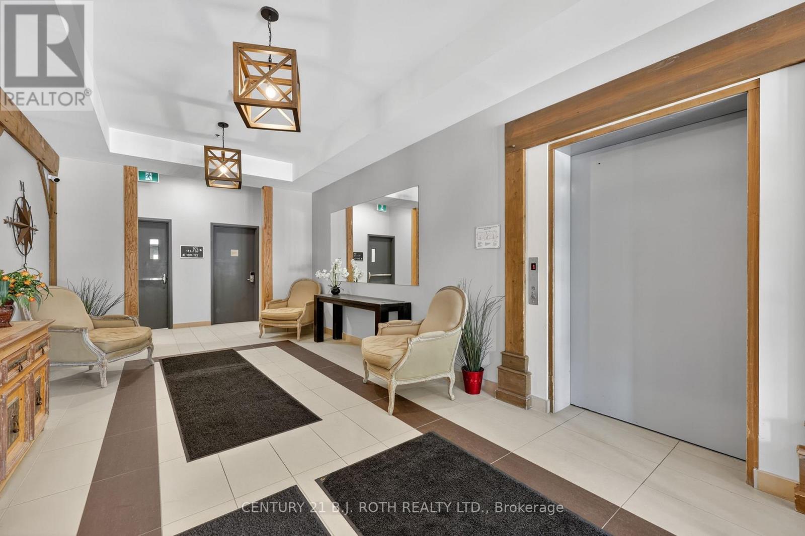 310 - 40 Horseshoe Boulevard, Oro-Medonte, ON - Indoor Photo Showing Other Room