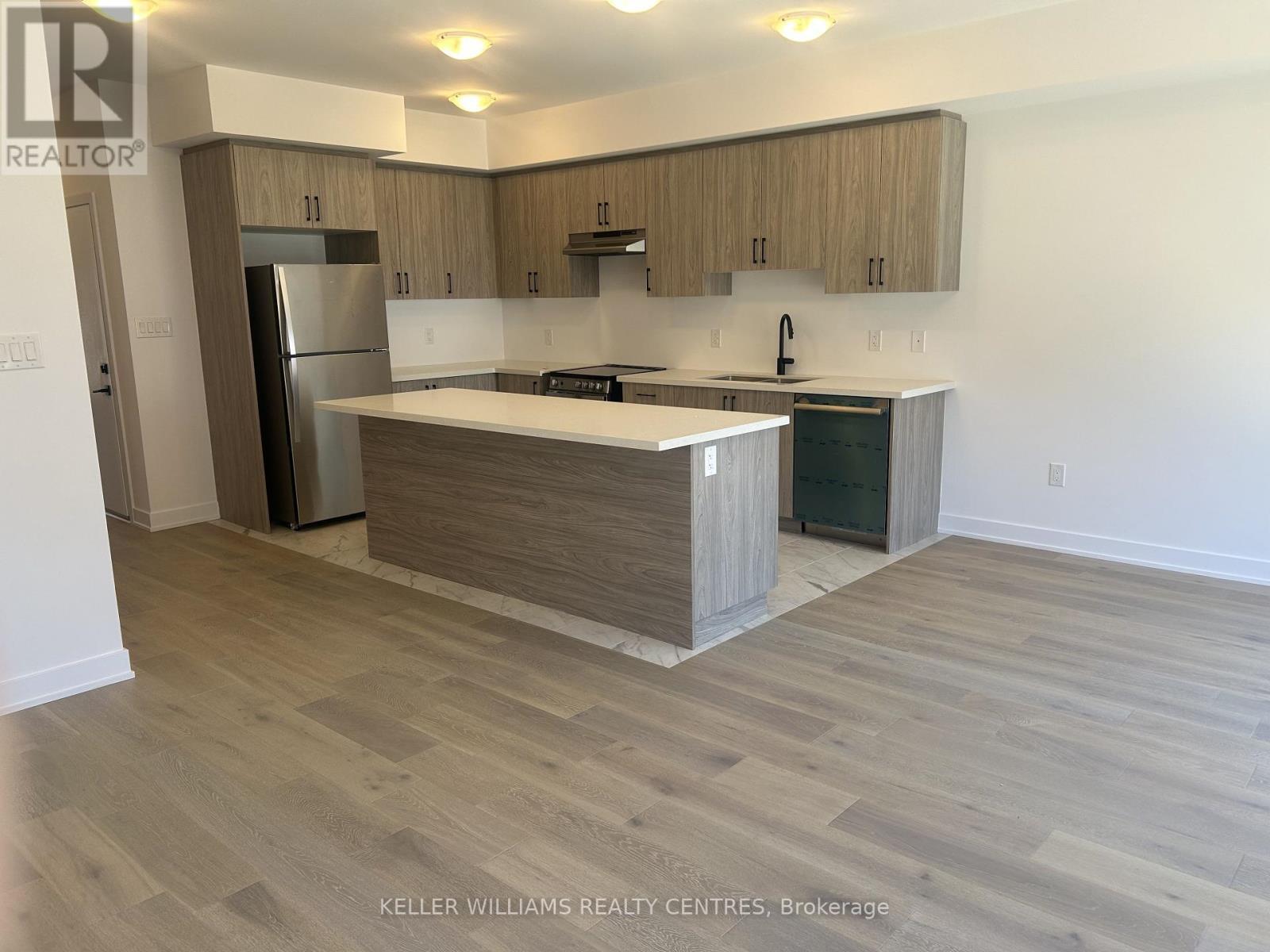 22 Mcaush Street, Barrie, ON - Indoor Photo Showing Kitchen With Stainless Steel Kitchen