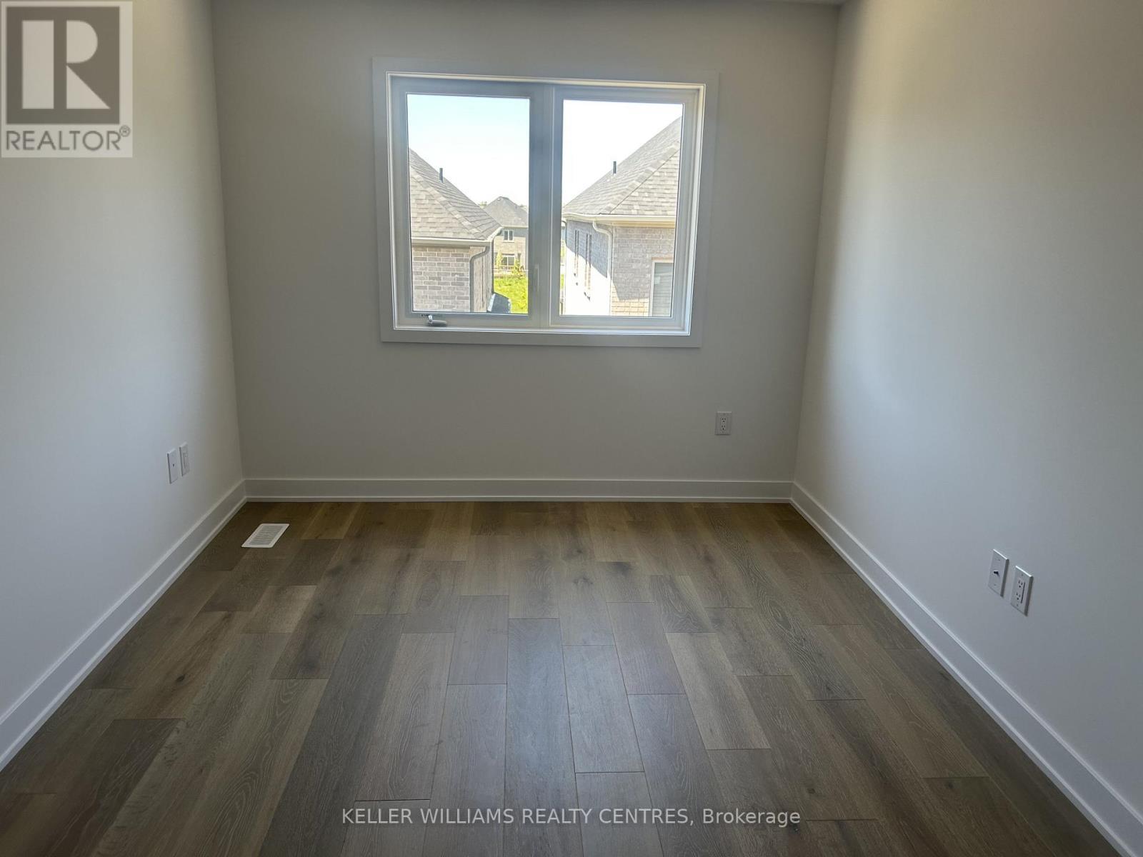22 Mcaush Street, Barrie, ON - Indoor Photo Showing Other Room
