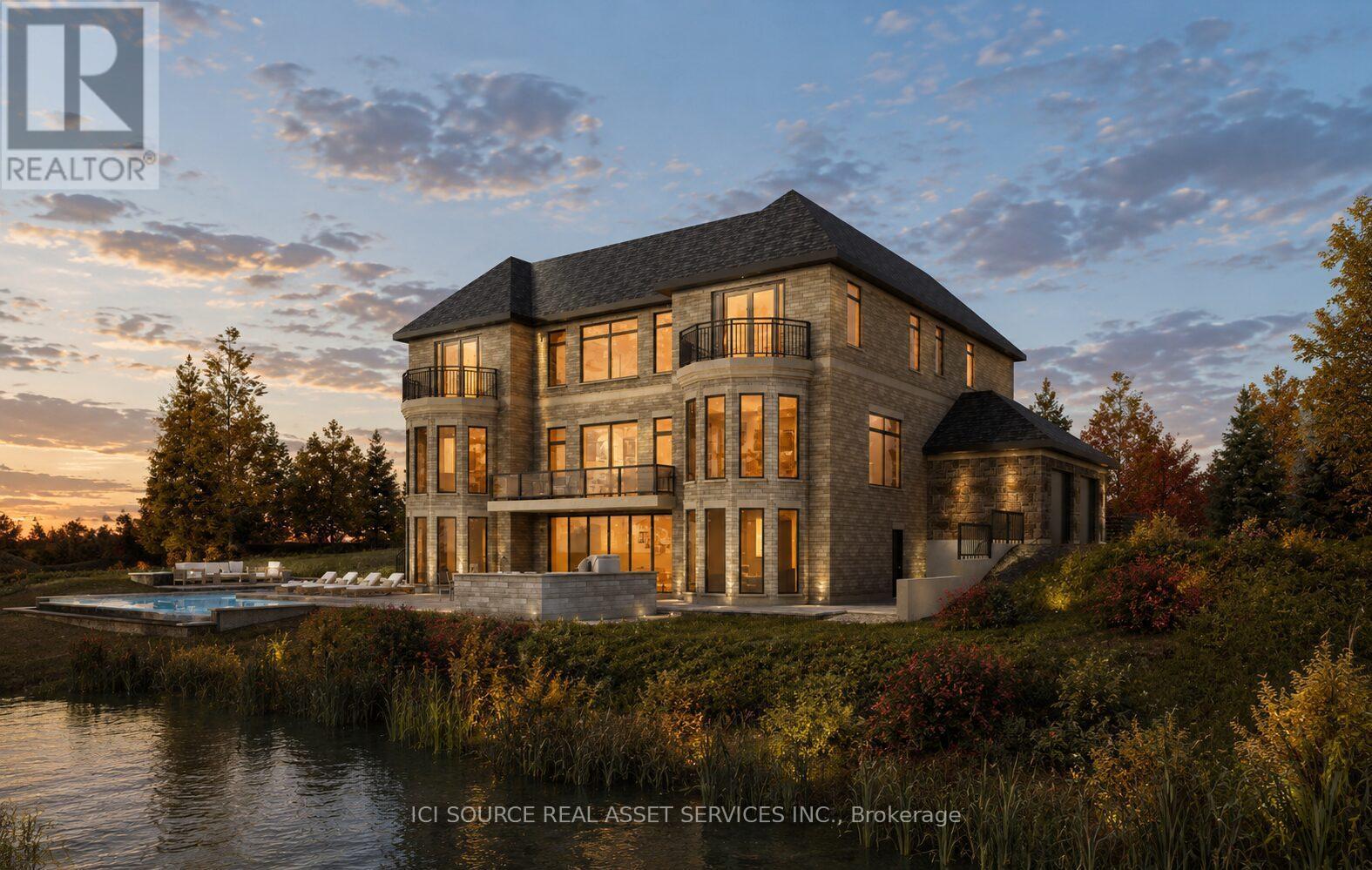 8 Renwood Place, Hamilton, ON - Outdoor With Body Of Water