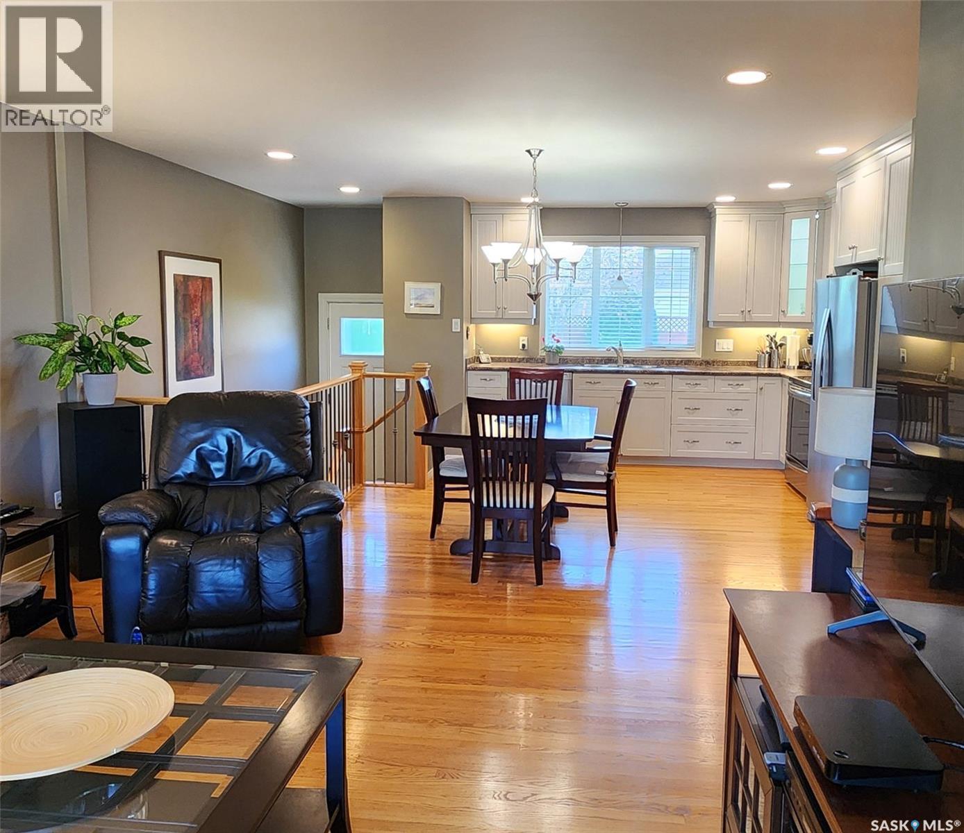 434 Ash Street E, Saskatoon, SK - Indoor