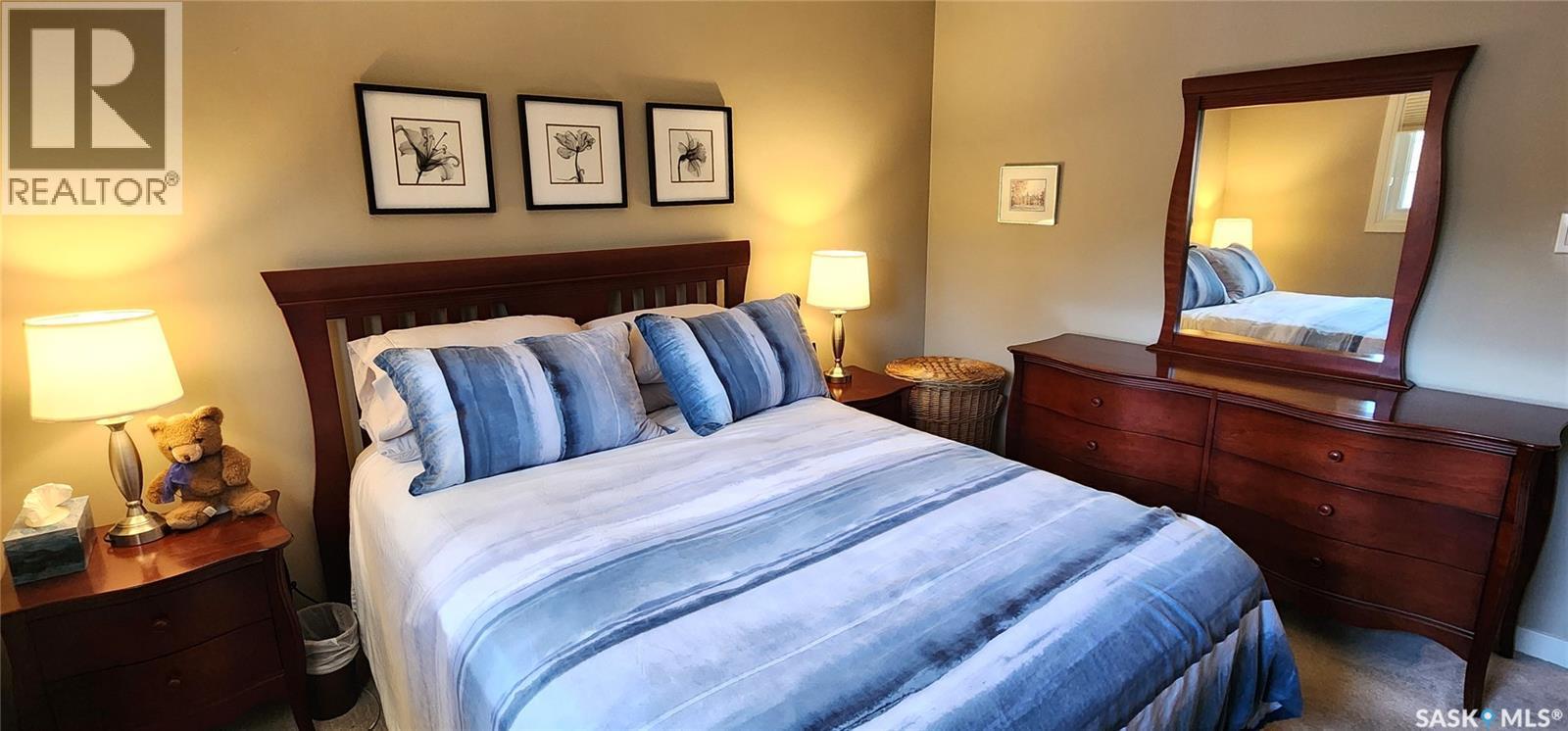434 Ash Street E, Saskatoon, SK - Indoor Photo Showing Bedroom