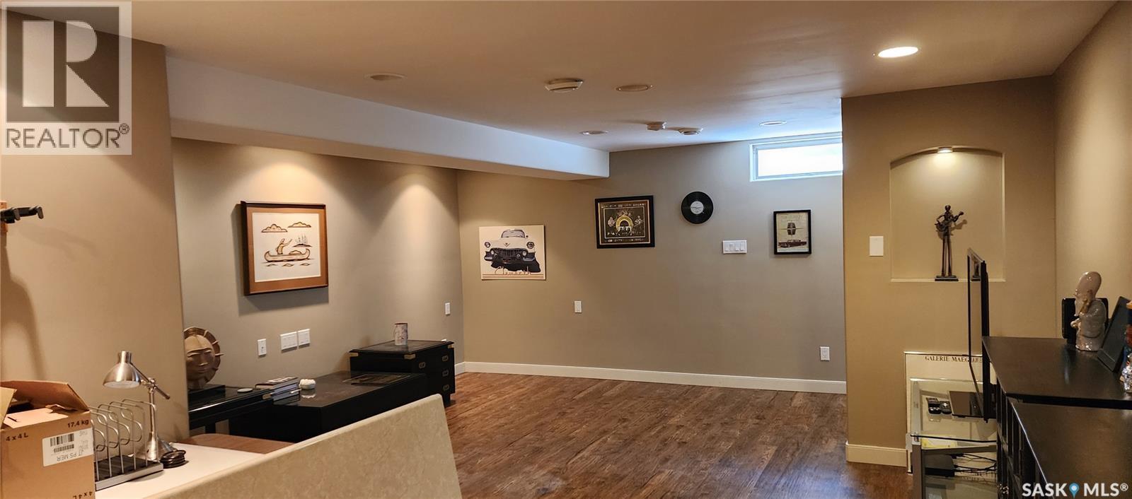 434 Ash Street E, Saskatoon, SK - Indoor