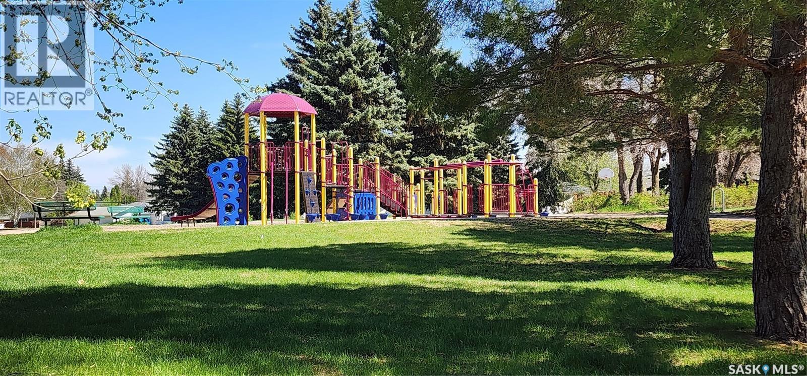 434 Ash Street E, Saskatoon, SK - Outdoor