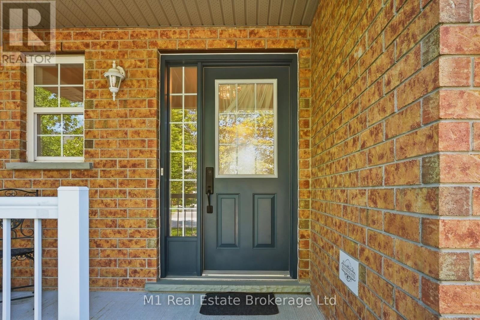 89 Mcarthur Drive, Guelph (Pineridge/Westminster Woods), ON - Outdoor With Exterior