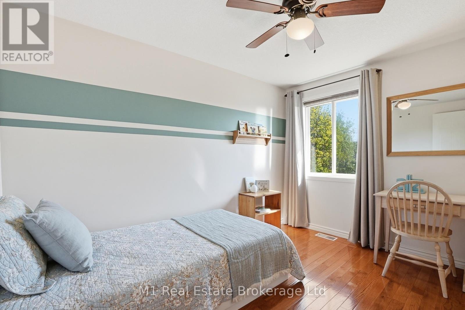 89 Mcarthur Drive, Guelph (Pineridge/Westminster Woods), ON - Indoor Photo Showing Bedroom