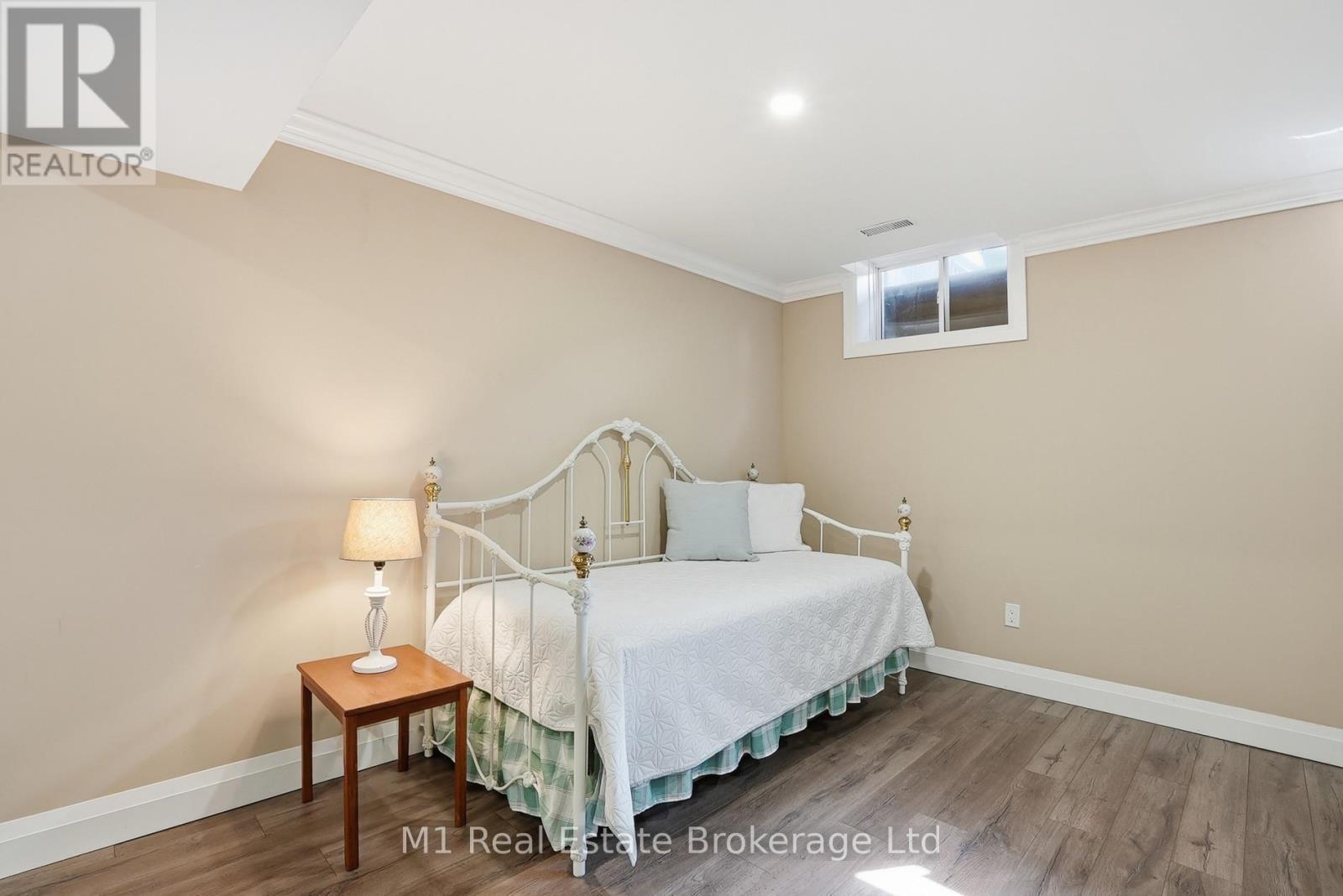 89 Mcarthur Drive, Guelph (Pineridge/Westminster Woods), ON - Indoor Photo Showing Bedroom
