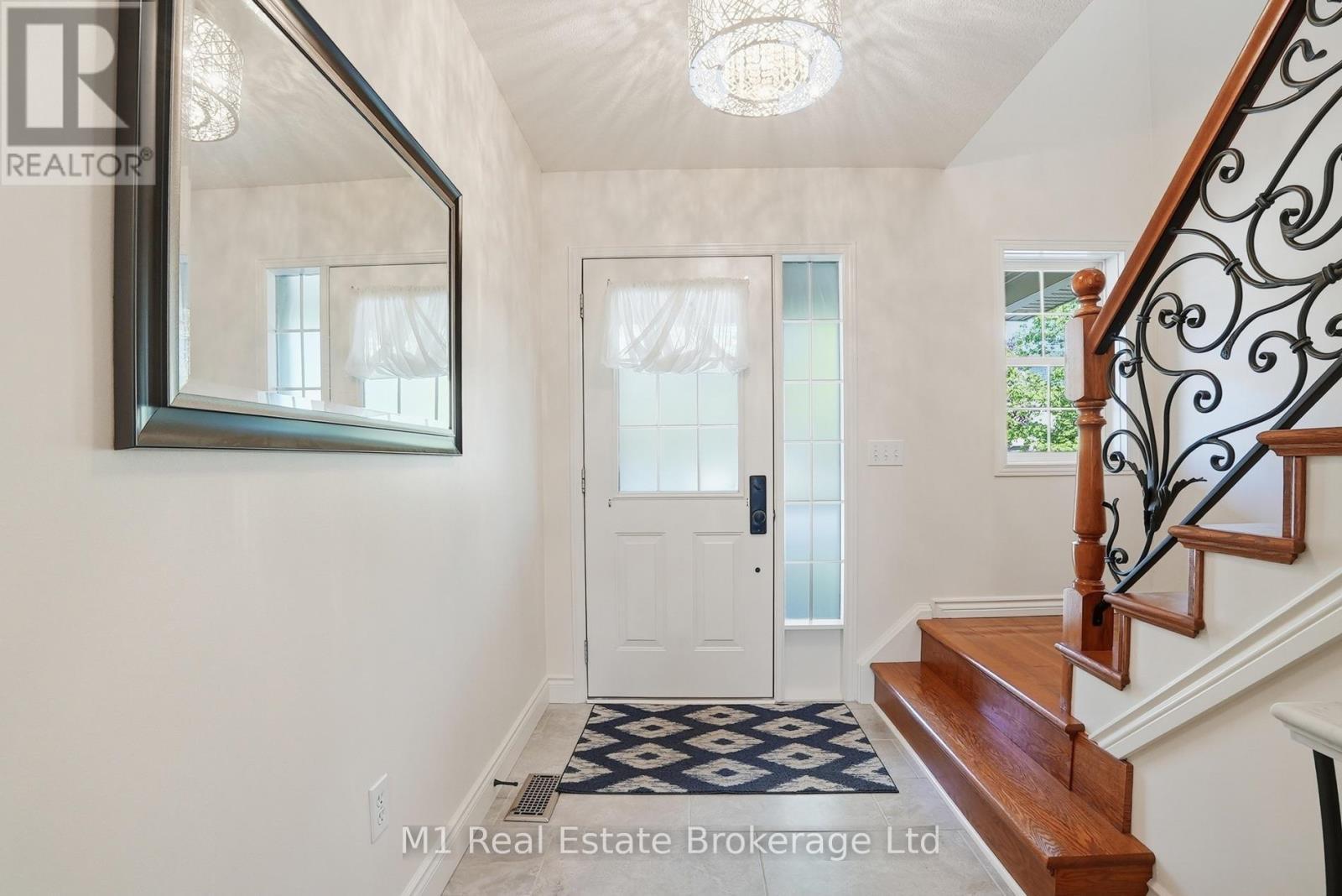 89 Mcarthur Drive, Guelph (Pineridge/Westminster Woods), ON - Indoor Photo Showing Other Room