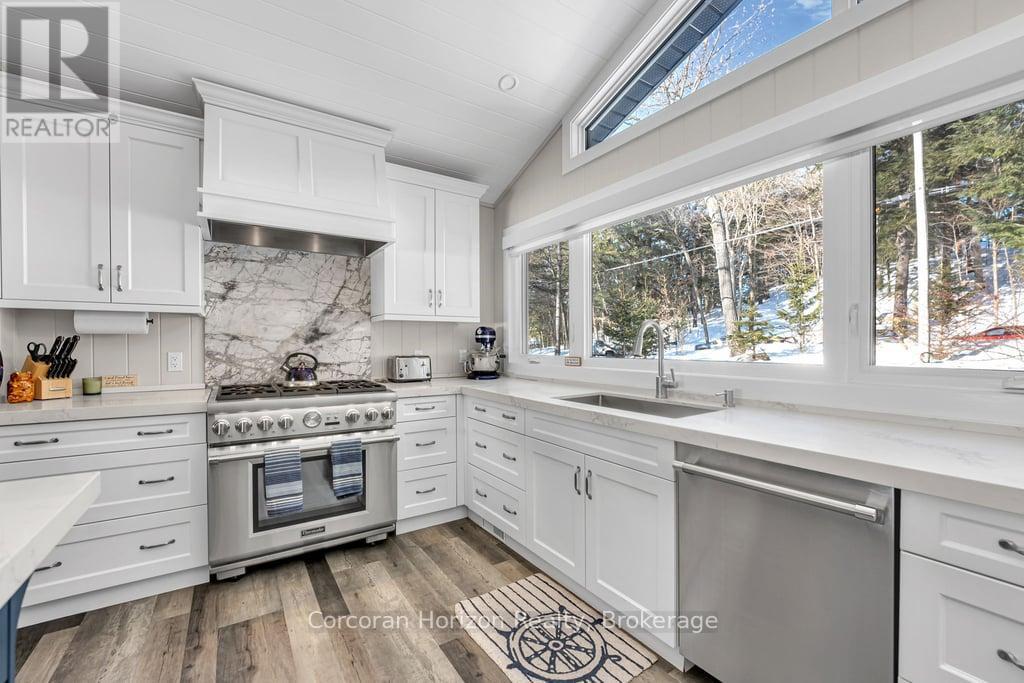 1050 Fair-Lee Park Road, Muskoka Lakes (Medora), ON