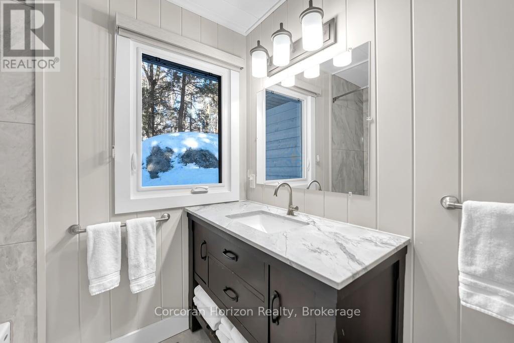 1050 Fair-Lee Park Road, Muskoka Lakes (Medora), ON