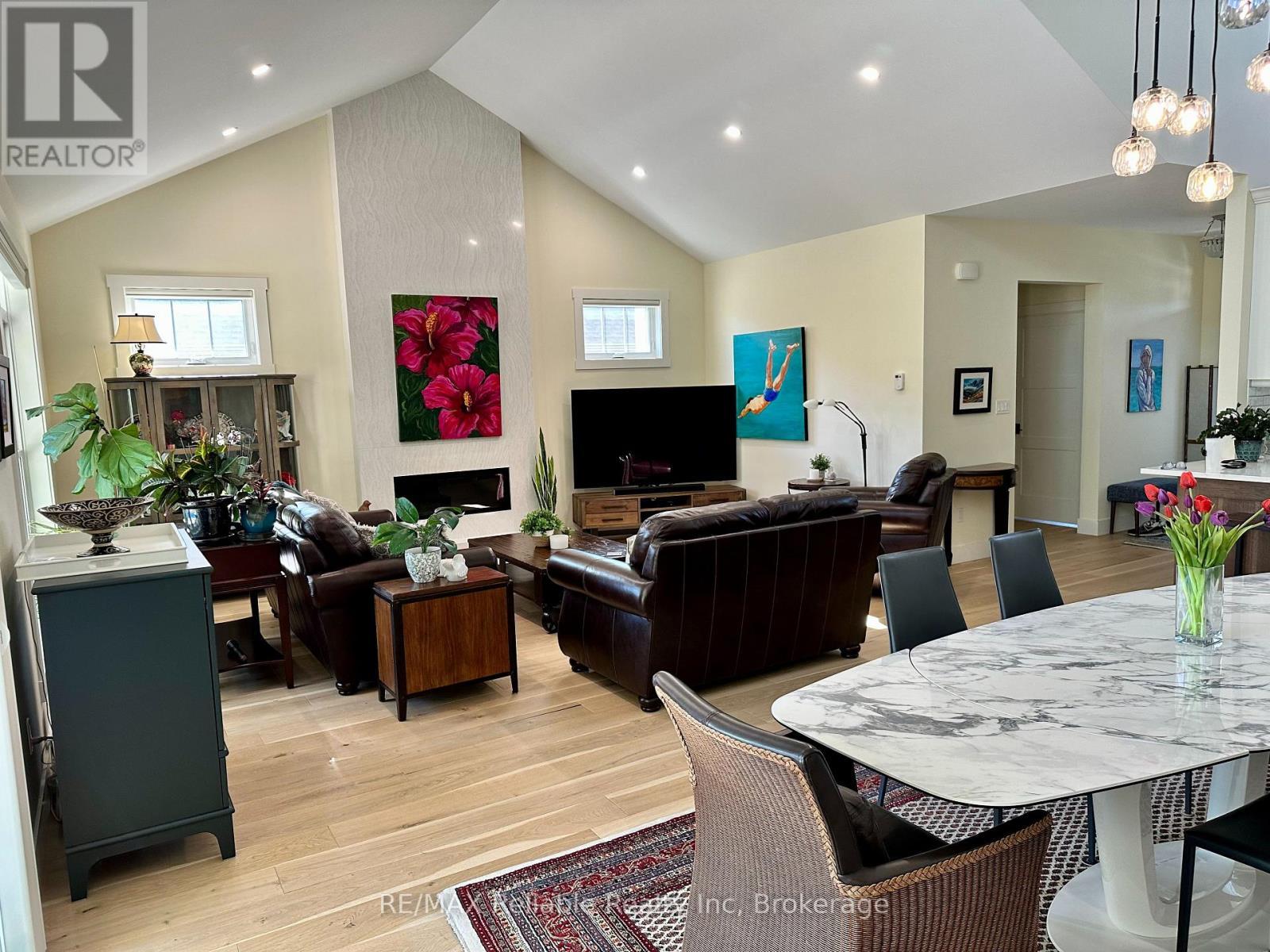 14 Thimbleweed Drive, Bluewater (Bayfield), ON - Indoor