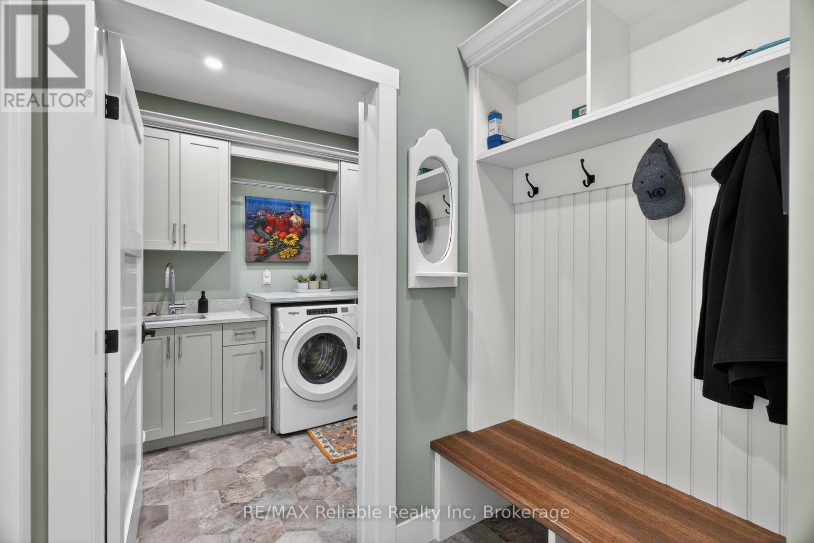 14 Thimbleweed Drive, Bluewater (Bayfield), ON - Indoor Photo Showing Laundry Room