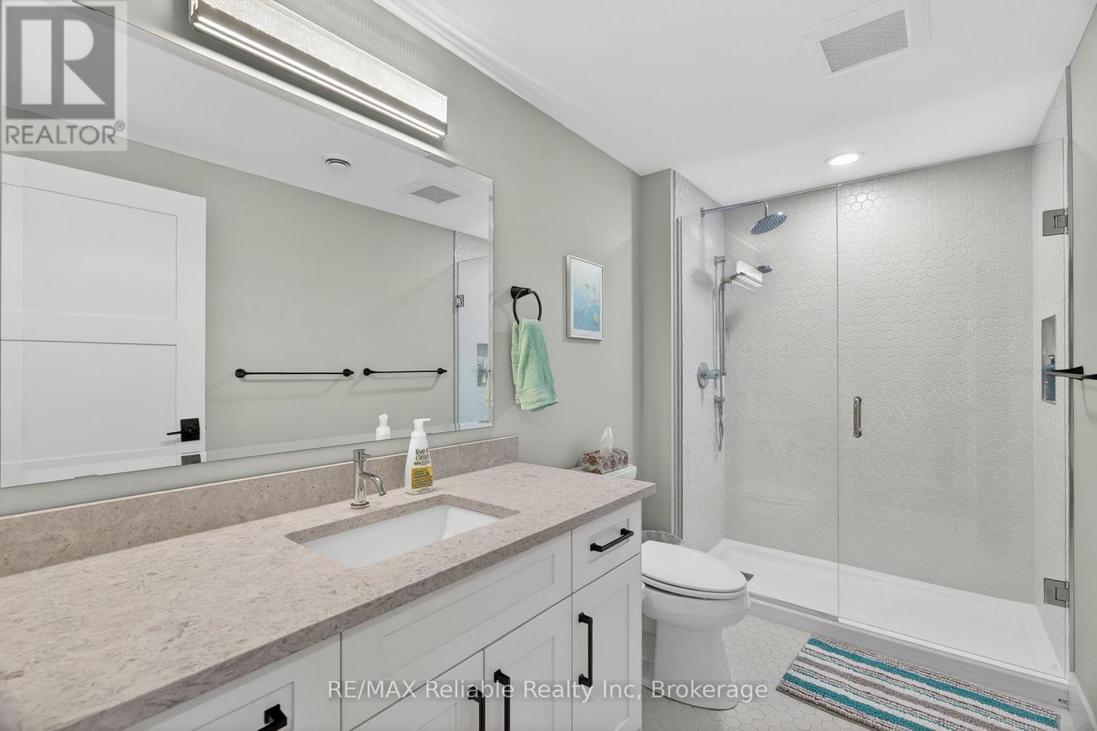 14 Thimbleweed Drive, Bluewater (Bayfield), ON - Indoor Photo Showing Bathroom