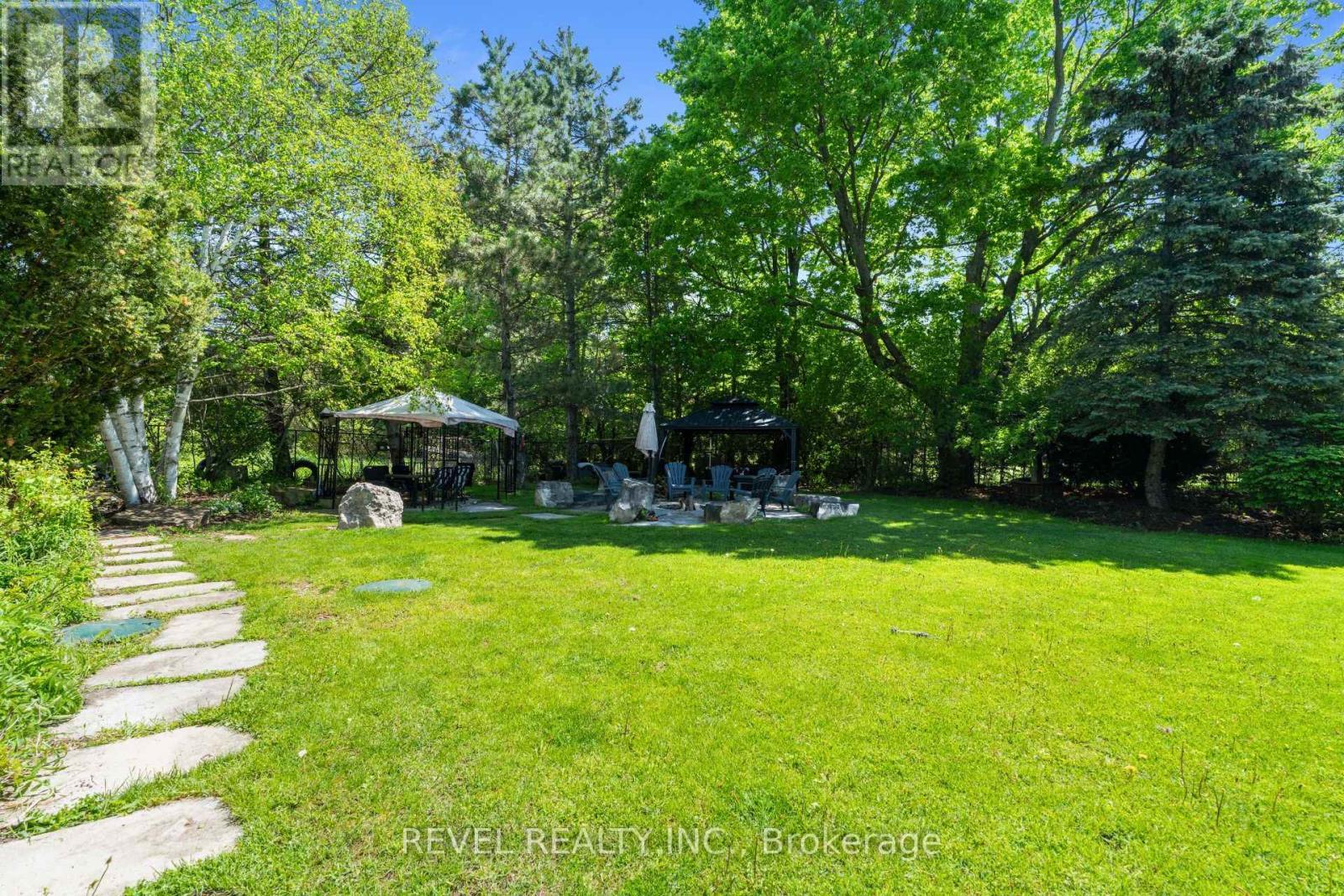 14227 Trafalgar Road, Halton Hills, ON - Outdoor