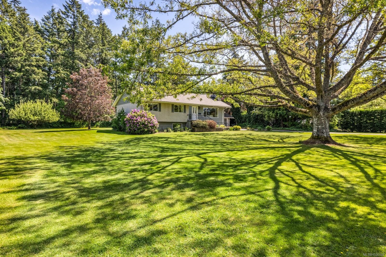 6067 Lakes Rd, Duncan, BC
