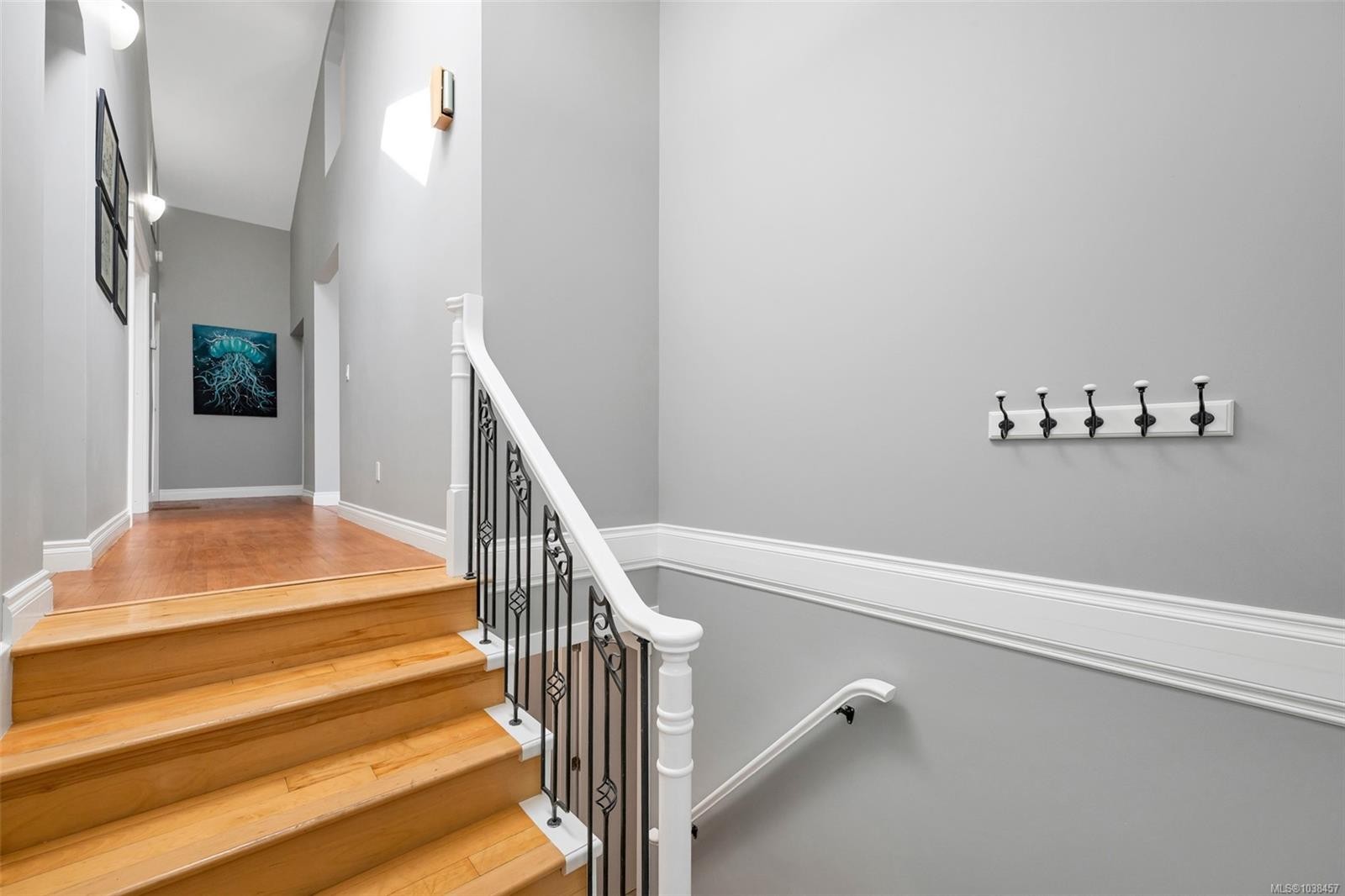 610 Ralph St, Saanich, BC