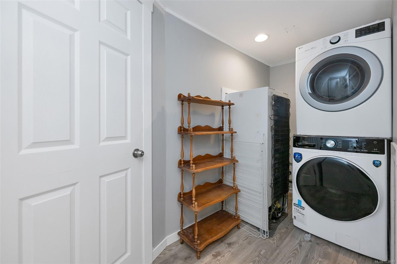 610 Ralph St, Saanich, BC