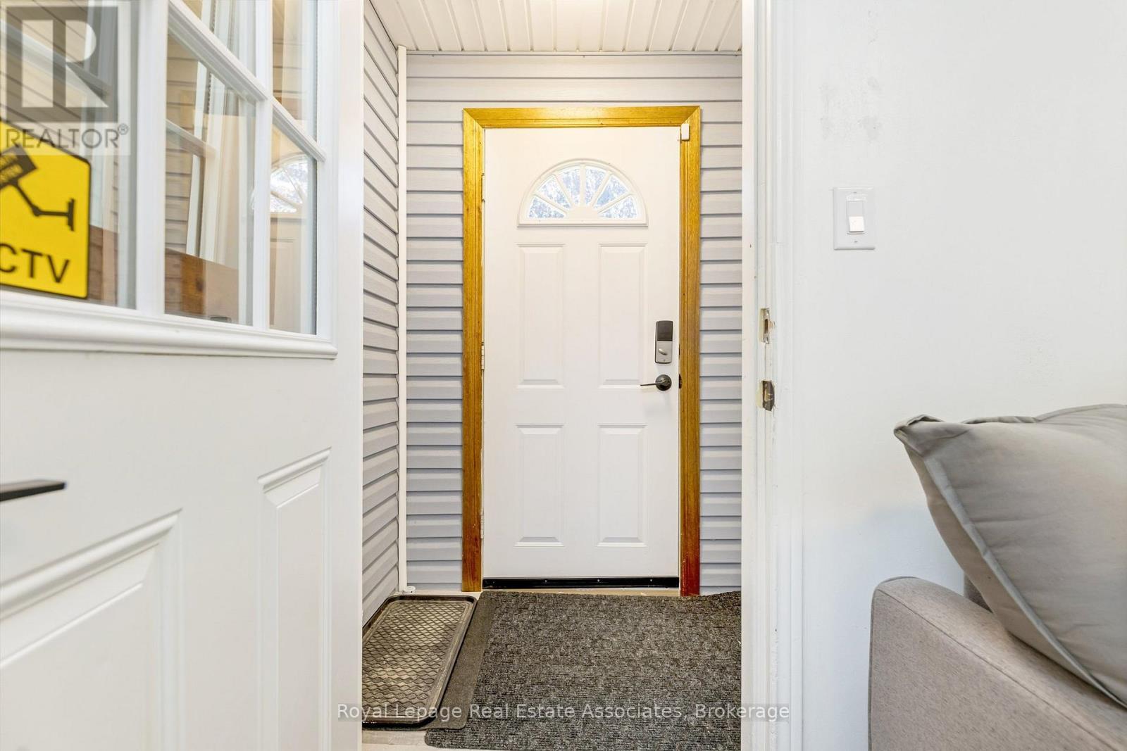19 Beaucourt Road, Hamilton, ON - Photo Showing Other Room