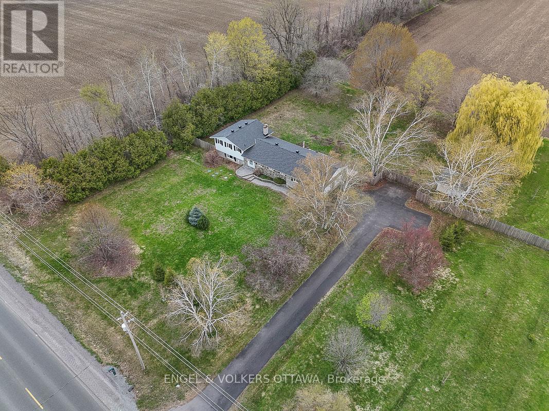2963 Roger Stevens Drive E, Ottawa, ON - Outdoor With View