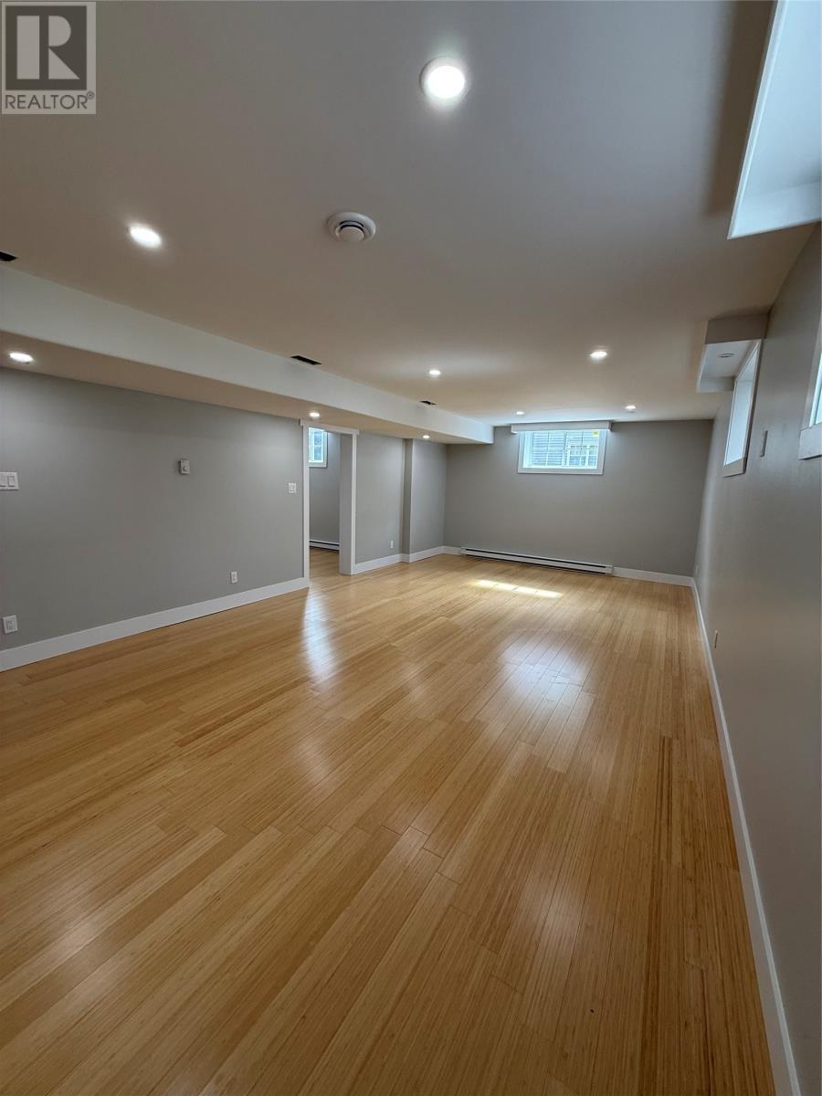 20 Mcdonald Crescent, Bishops Falls, NL - Indoor