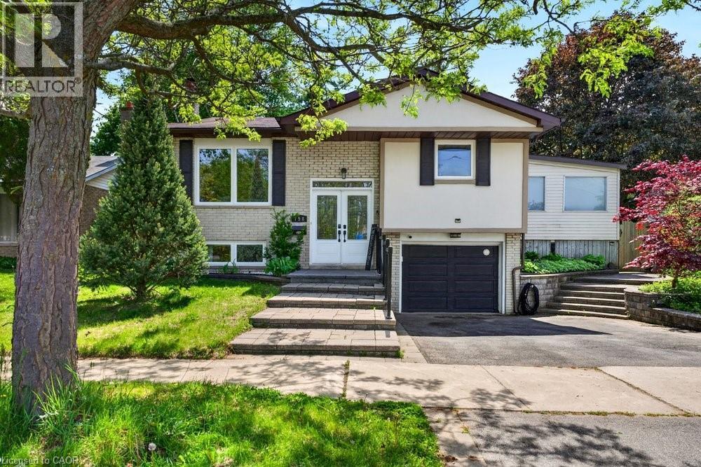758 Francis Road, Burlington, ON - Outdoor With Facade
