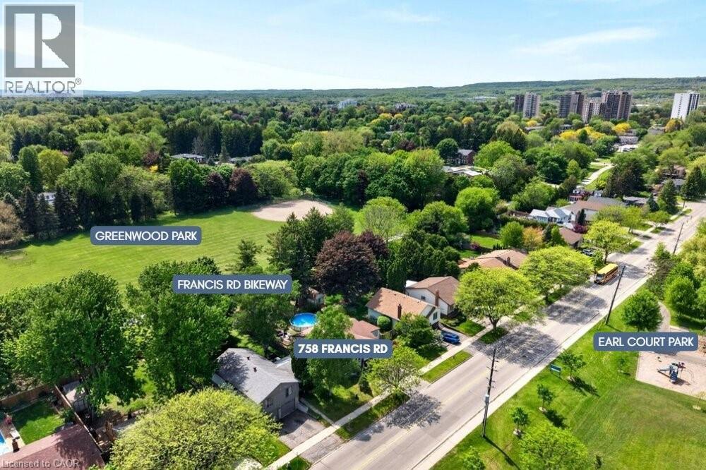 758 Francis Road, Burlington, ON - Outdoor With View
