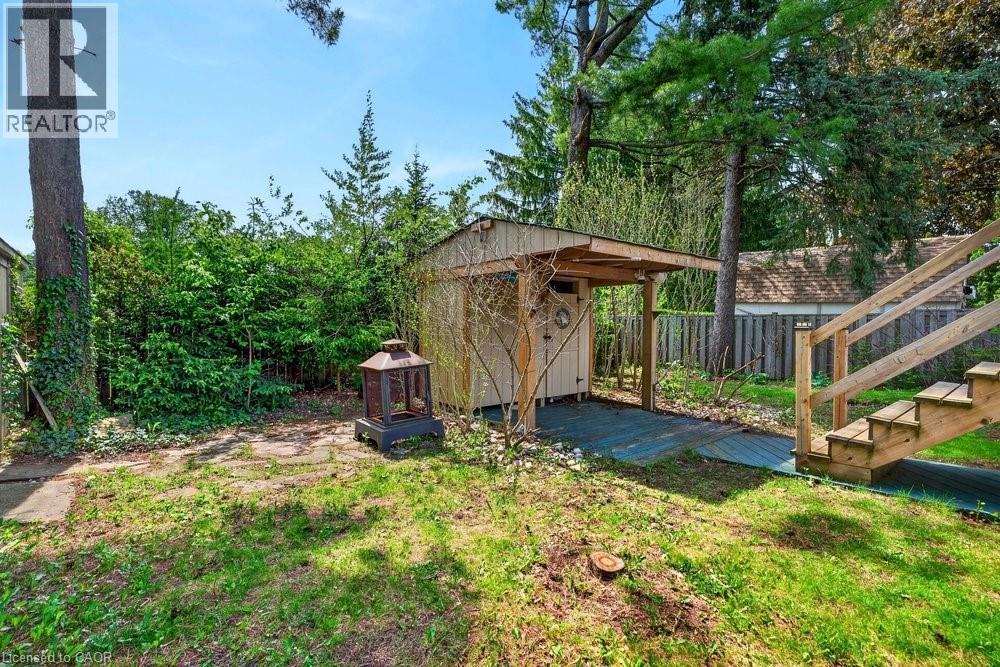 758 Francis Road, Burlington, ON - Outdoor